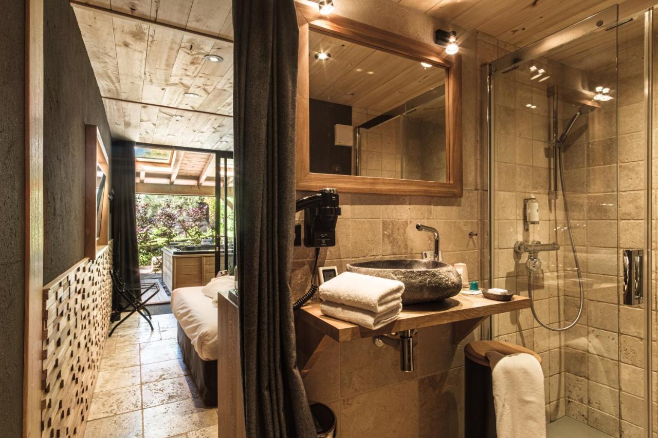 Le Domaine Des Pres Verts Suites & Chambres Avec Jacuzzi Privatif Jouey Exterior photo